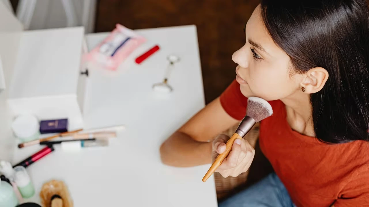 Build Real Skills Fast with a Hands-On Makeup Summer Camp