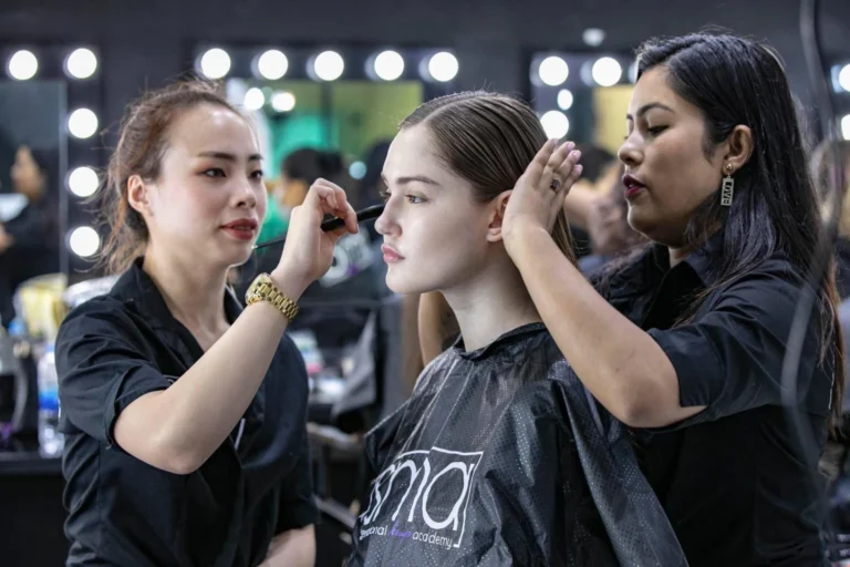 Makeup Bootcamp Experience For Serious Skill Development