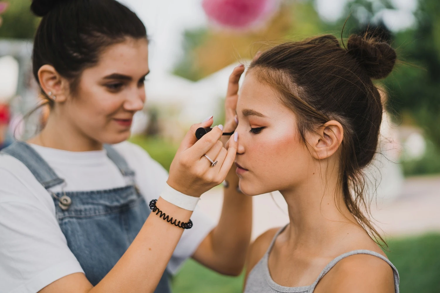 Is a Makeup Summer Camp the Best Way to Test a Future Makeup Career?